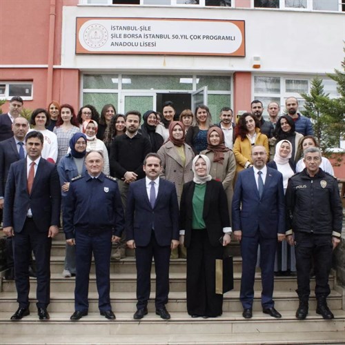 24 Kasım Öğretmenler günü münasebetiyle Kaymakamımız Mehmet Nebi KAYA okullarımızı ziyarette bulundular.